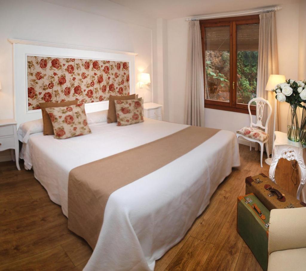 Hotel Santa Maria De อัลเกซาร์ ภายนอก รูปภาพ